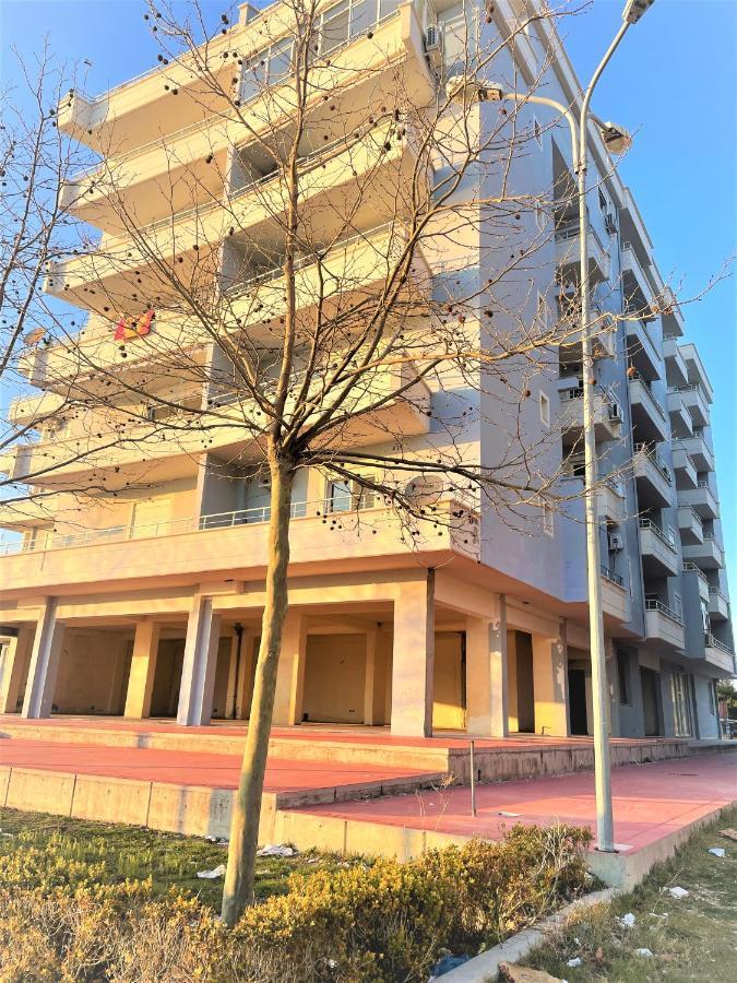 Sky & Sea Viewing Apartment Vlorë Exterior foto