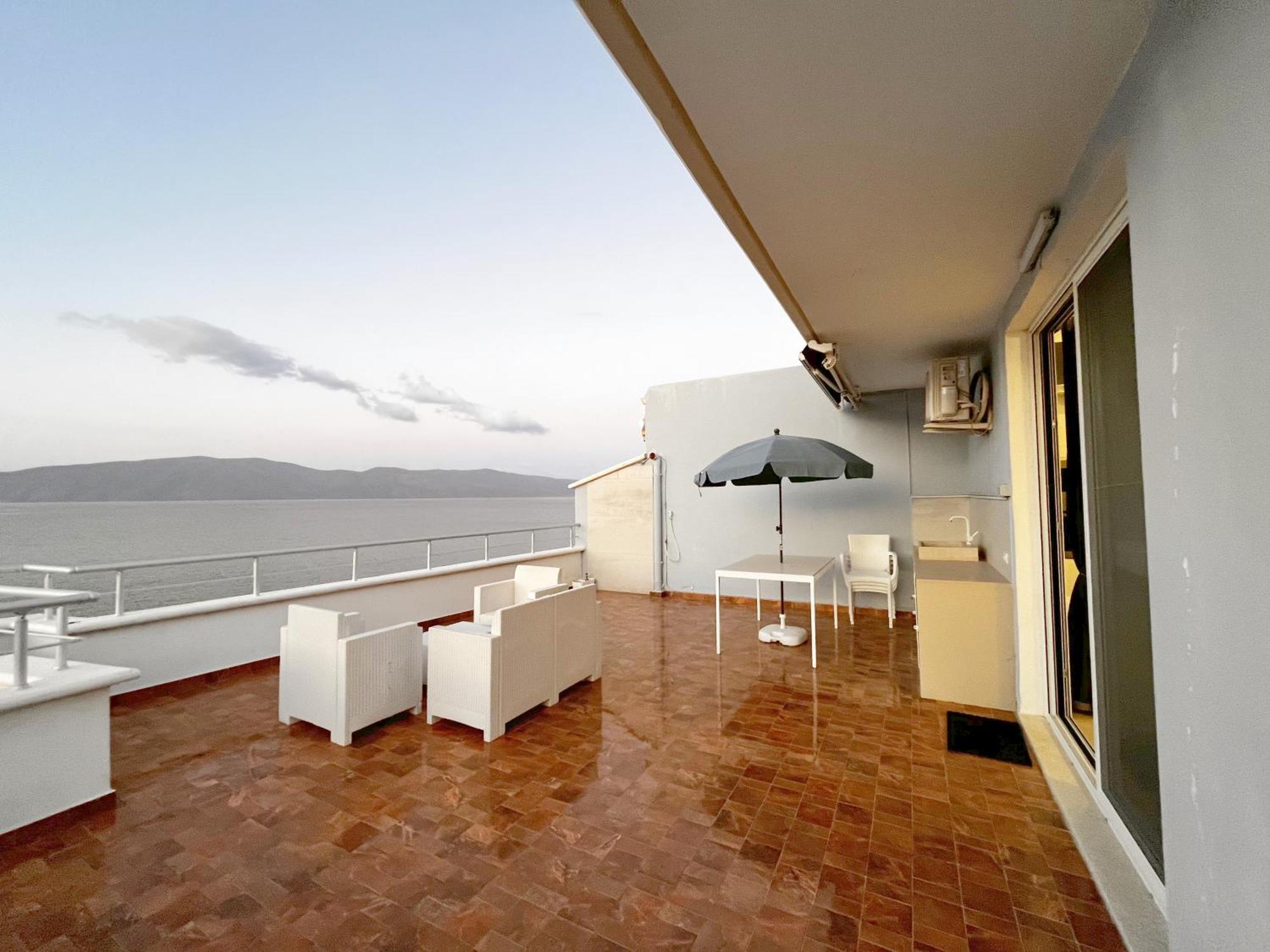 Sky & Sea Viewing Apartment Vlorë Exterior foto